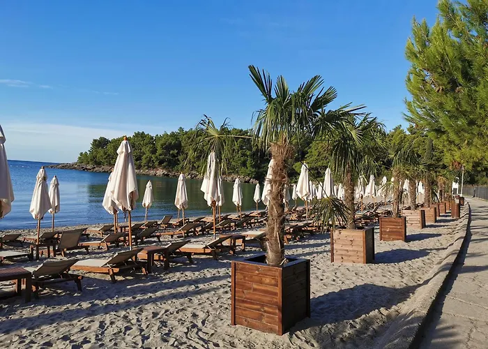Maki Apartments - Plavi Horizonti Beach