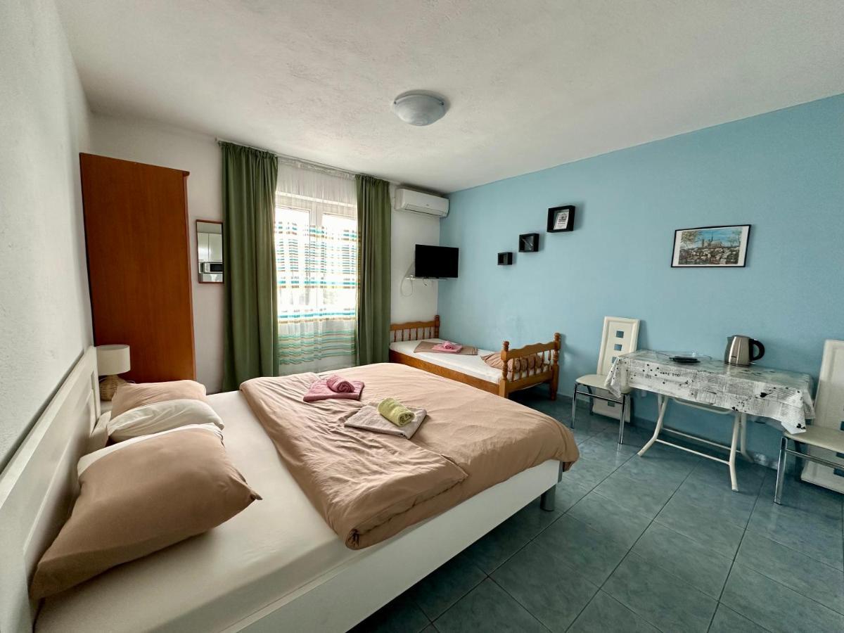 Maki - Plavi Horizonti Apartment