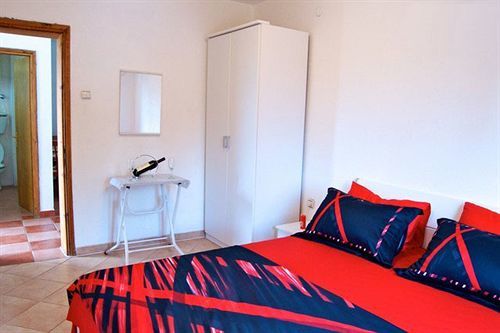 Maki - Plavi Horizonti Tivat